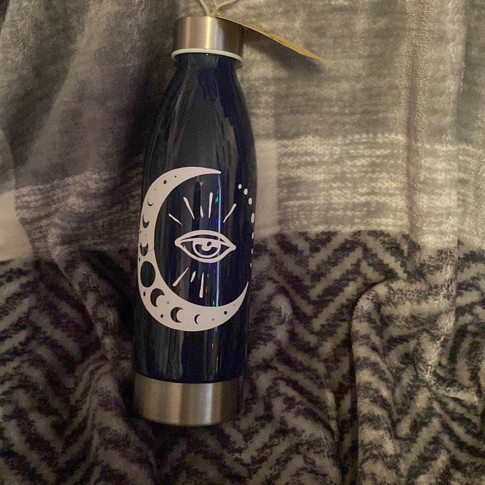 eye and moon bottle